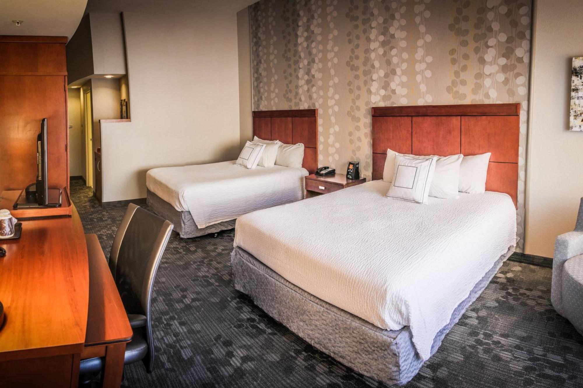Courtyard By Marriott Norman Hotel Екстериор снимка