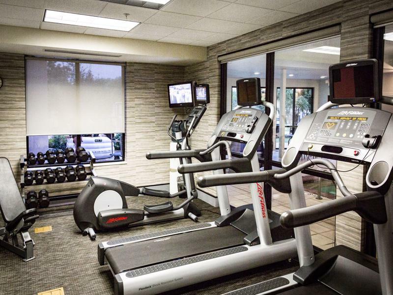 Courtyard By Marriott Norman Hotel Екстериор снимка