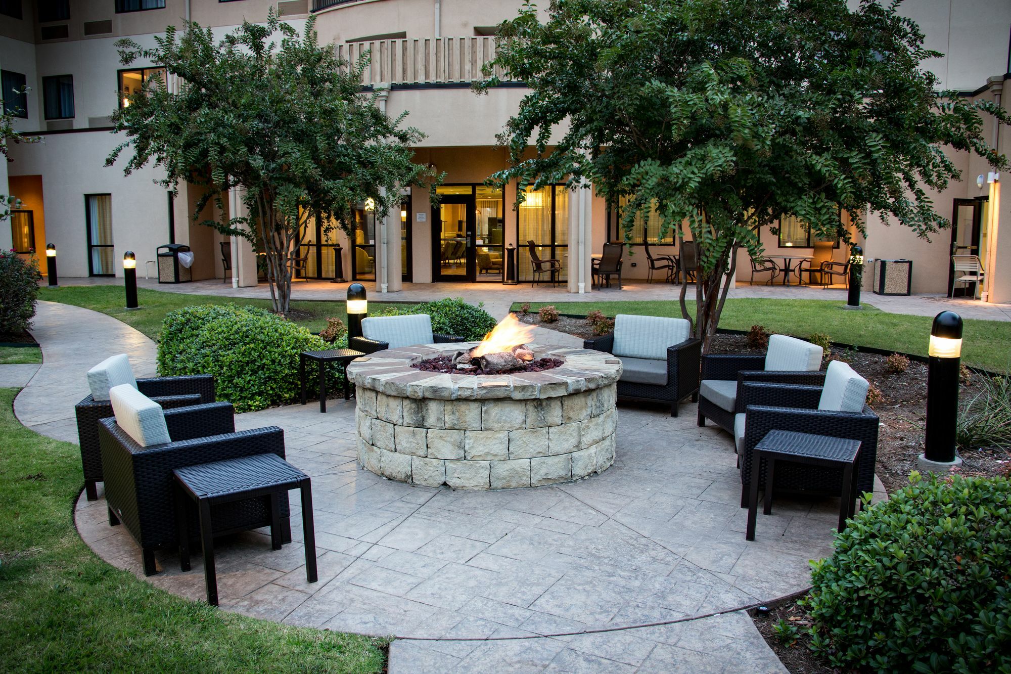 Courtyard By Marriott Norman Hotel Екстериор снимка