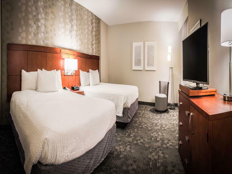 Courtyard By Marriott Norman Hotel Екстериор снимка